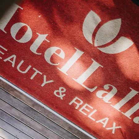 Lalla Beauty & Relax 4* تْشيزيناتيكو