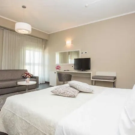 Lalla Beauty & Relax Hotel Cesenatico