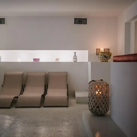 Lalla Beauty & Relax צ'סנטיקו