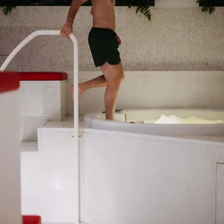 Lalla Beauty & Relax Hotel