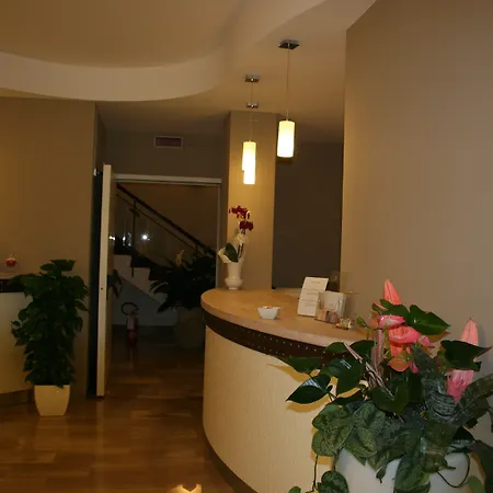 Lalla Beauty & Relax 切塞纳蒂科