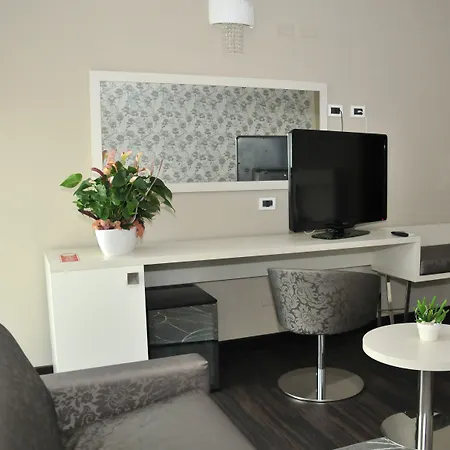 Lalla Beauty & Relax 4* צ'סנטיקו